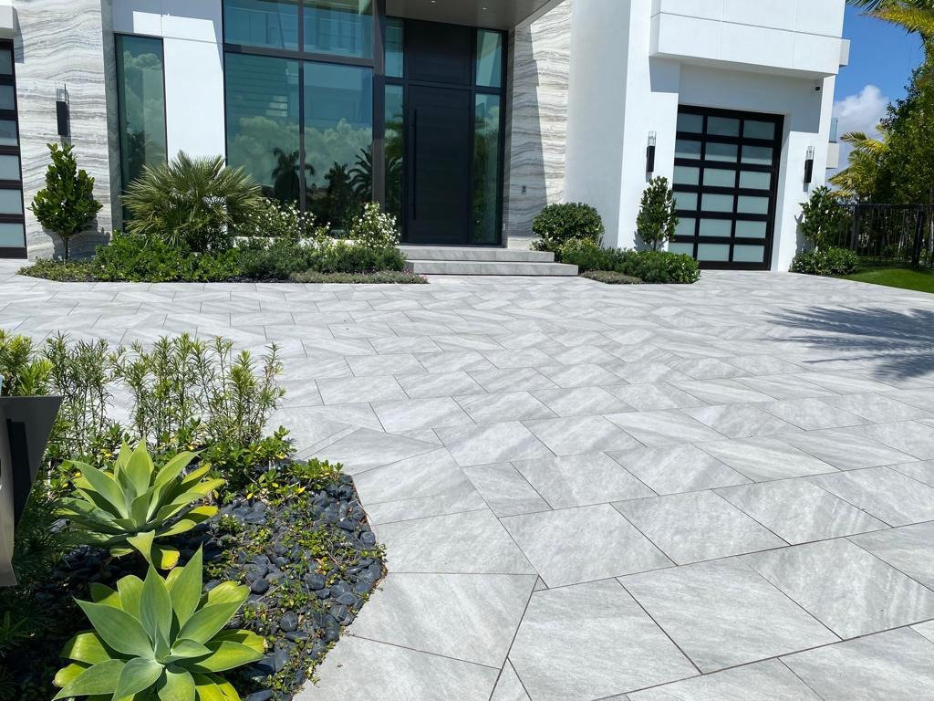 Quartz Griss 3cm Thick Pavers in 24x24 Size for Outdoor Flooring